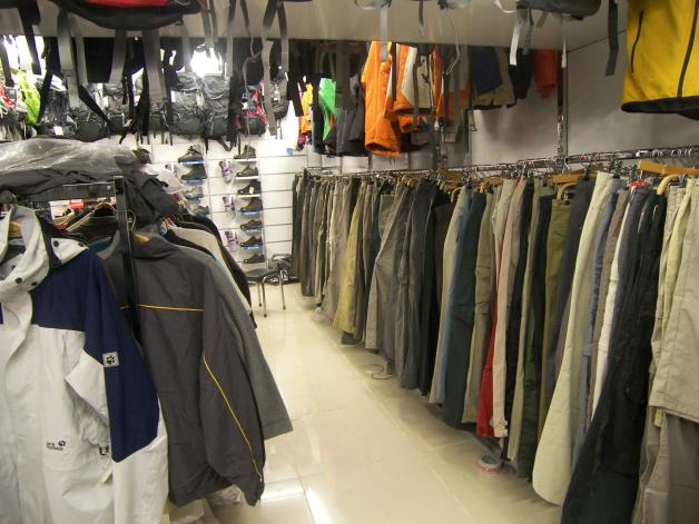 330381_244765718939255_1758620157_o