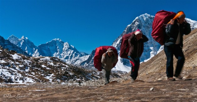 everest-base-camp-sherpa-nepal-10 (1024 x 533)